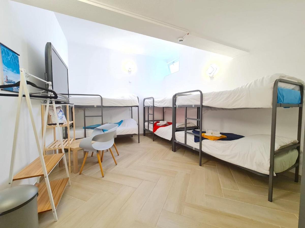 Quartos Para Viajantes, Surfistas, Grupos, Boa Energia Назаре Экстерьер фото